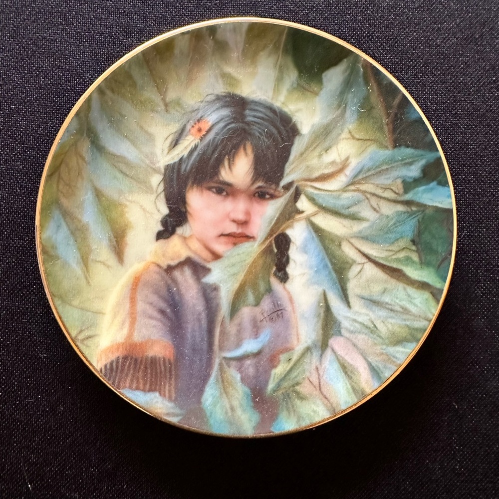 Mini plate - Little Feather - Artist Gregory Perillo 1989